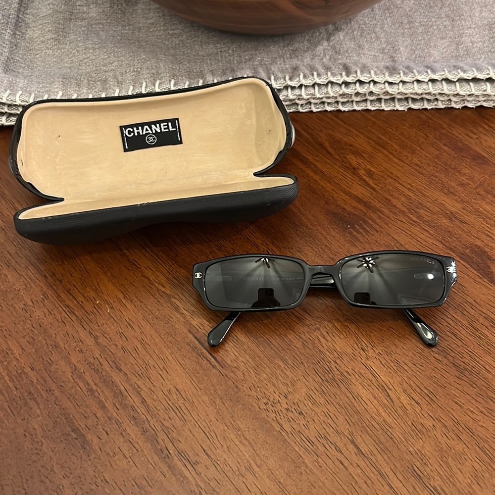 Chanel vintage rectangle small sunglasses